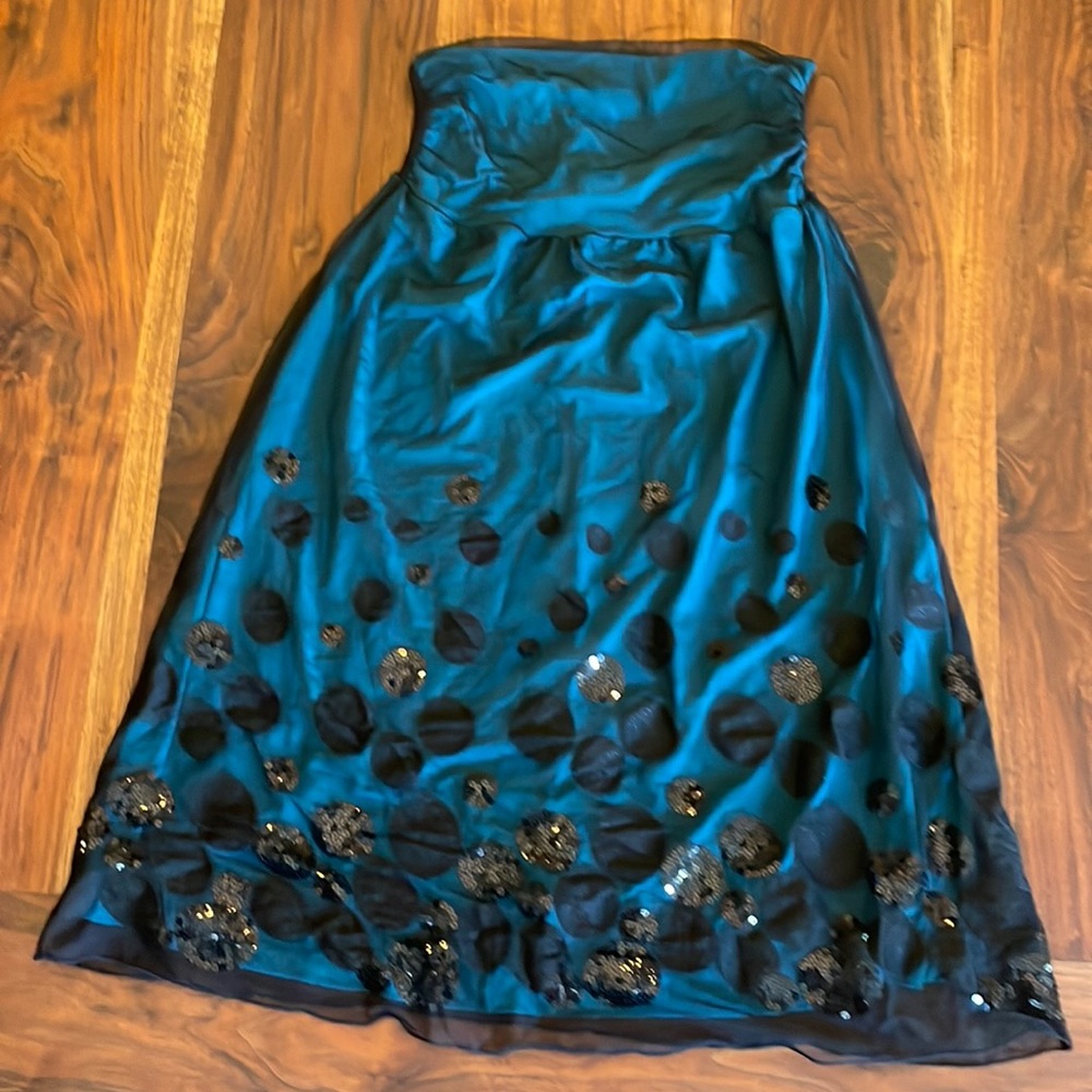 JW Maternity strapless dress